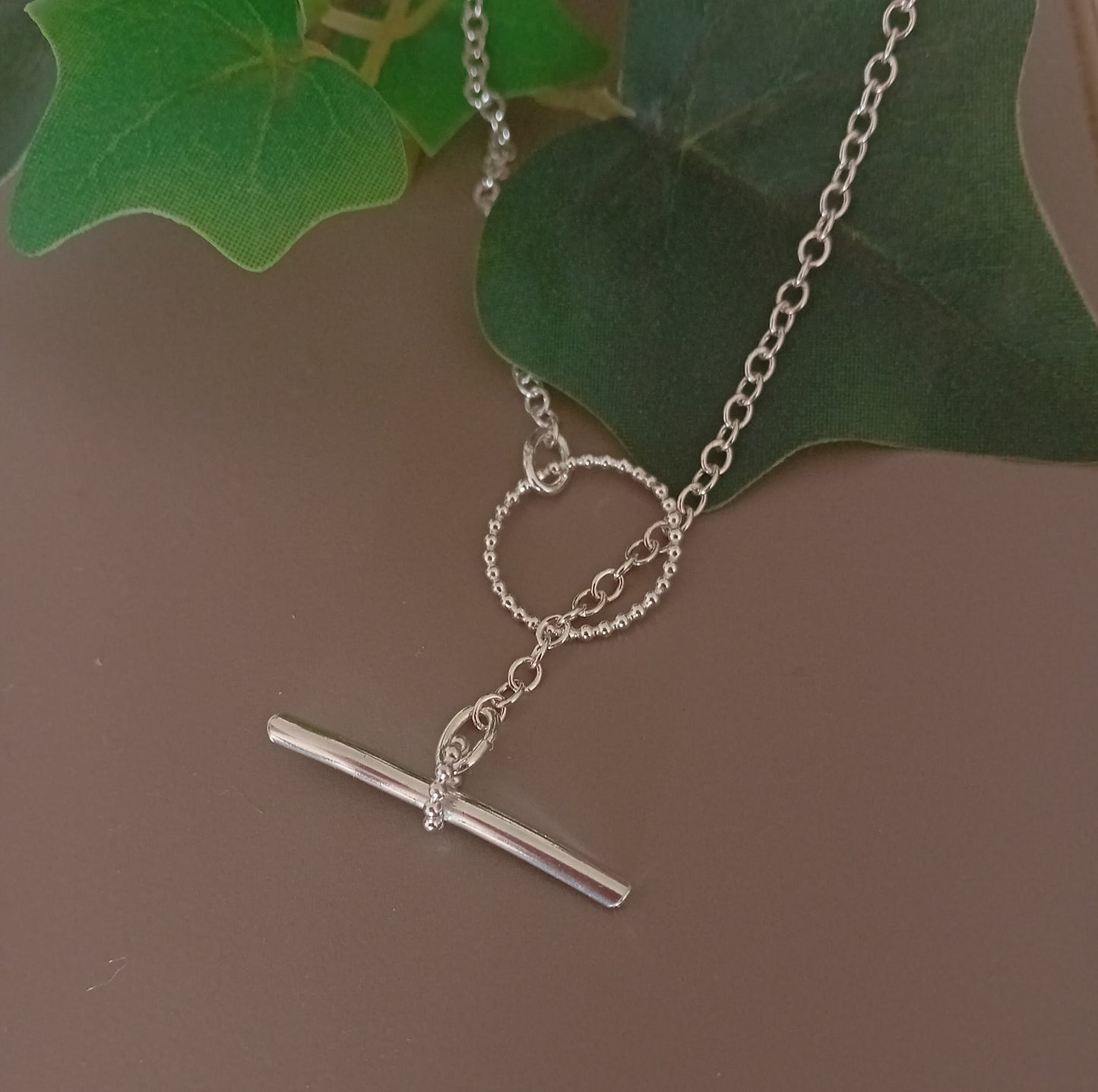 Silver t bar / toggle clasp necklace